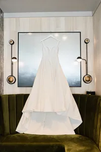 Seattle_wedding_photographer_hotel_1000-3
