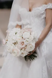 Wedding flowers at Grantley Hall_5