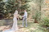 Pacific_Northwest_Elopement_Photographer_Gold_Creek_Pond-27