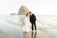 Cannon-Beach-Elopement-Photographer-66