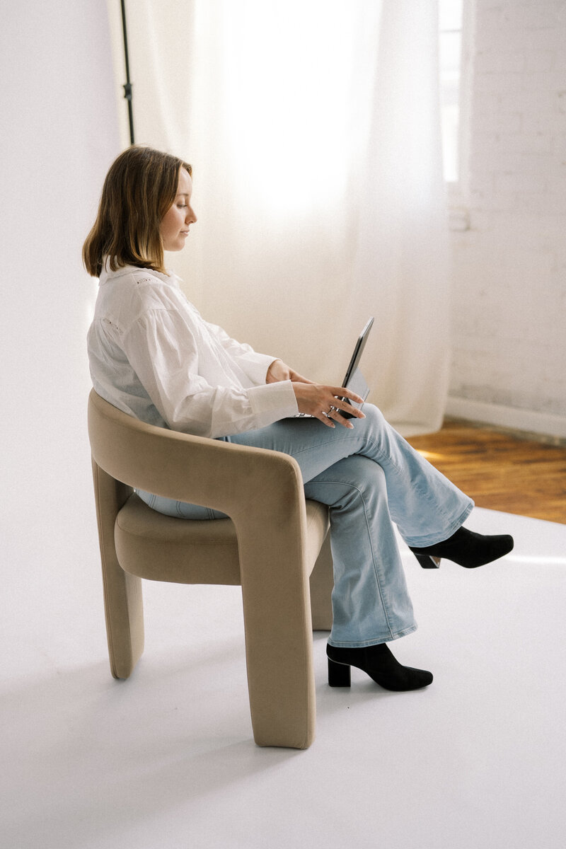 À Propos | The American Chapter Agency