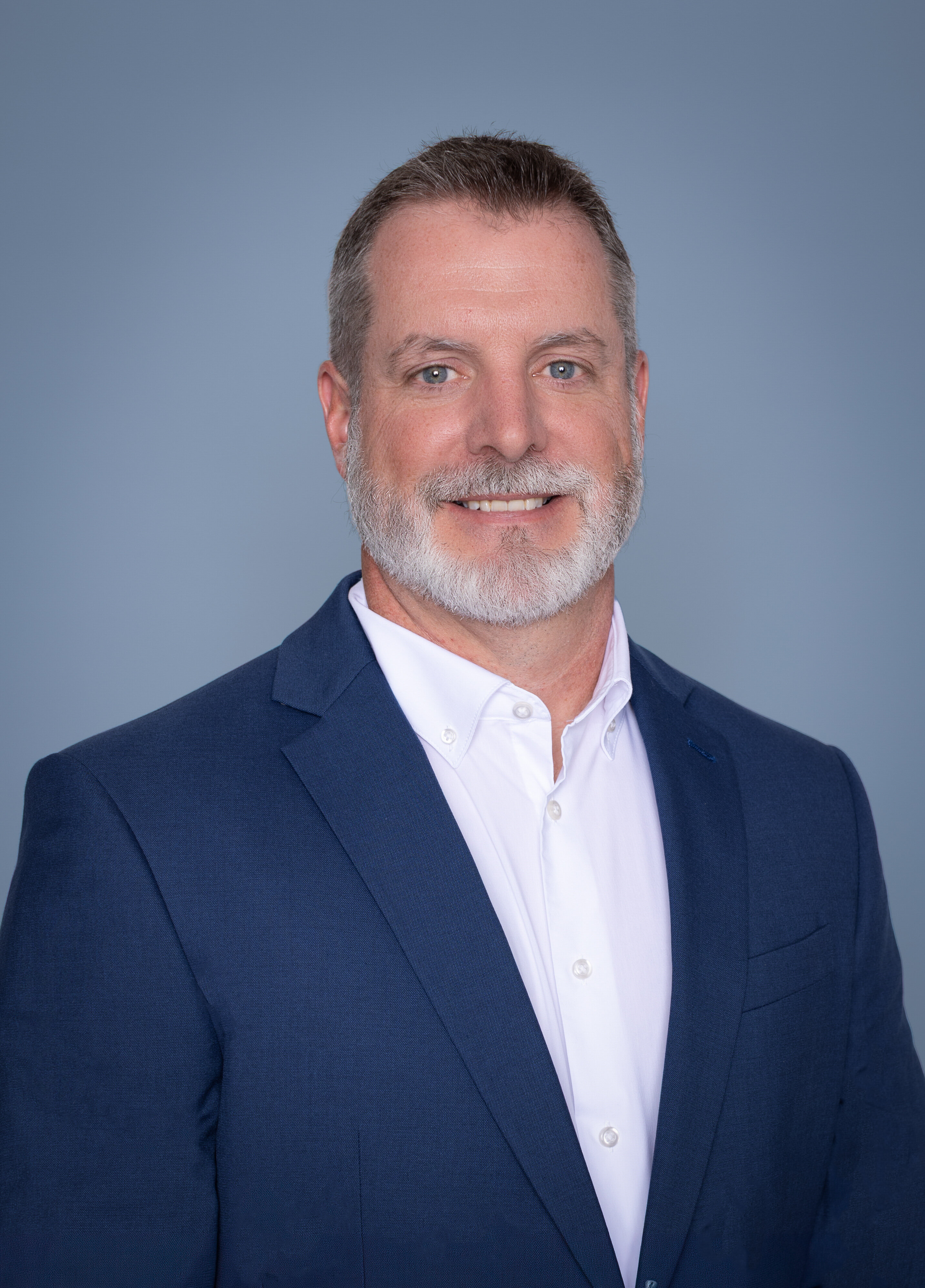 Corporate headshot by i-CanDee Photography