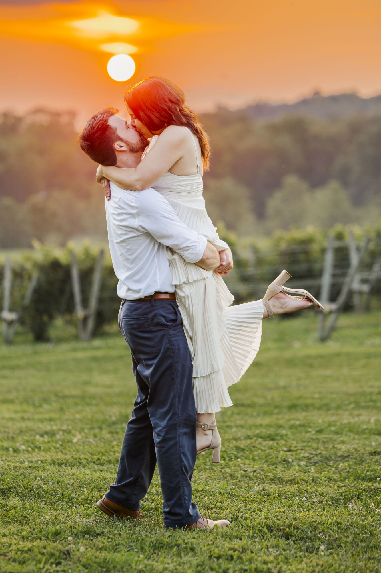 Hudson Valley engagement photographers capturing real smiles and easy movement