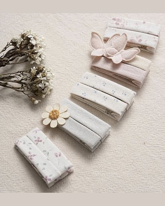 Floral & Bow Clip Set — Bows & Headbands fall family photo outfit idea