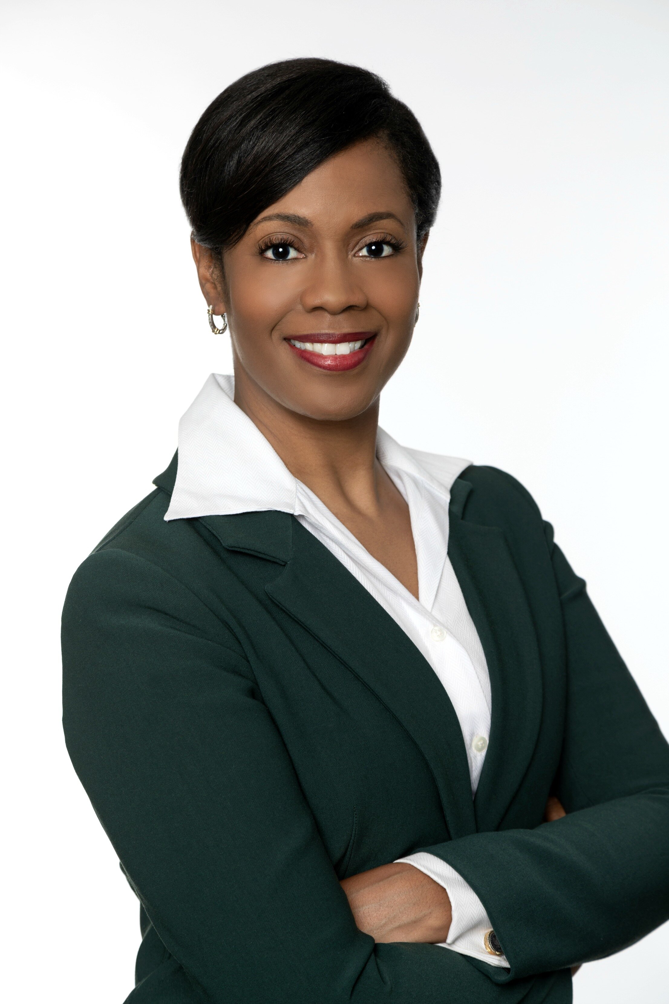 Corporate headshot by i-CanDee Photography