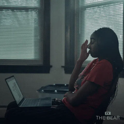 Lady slams laptop
