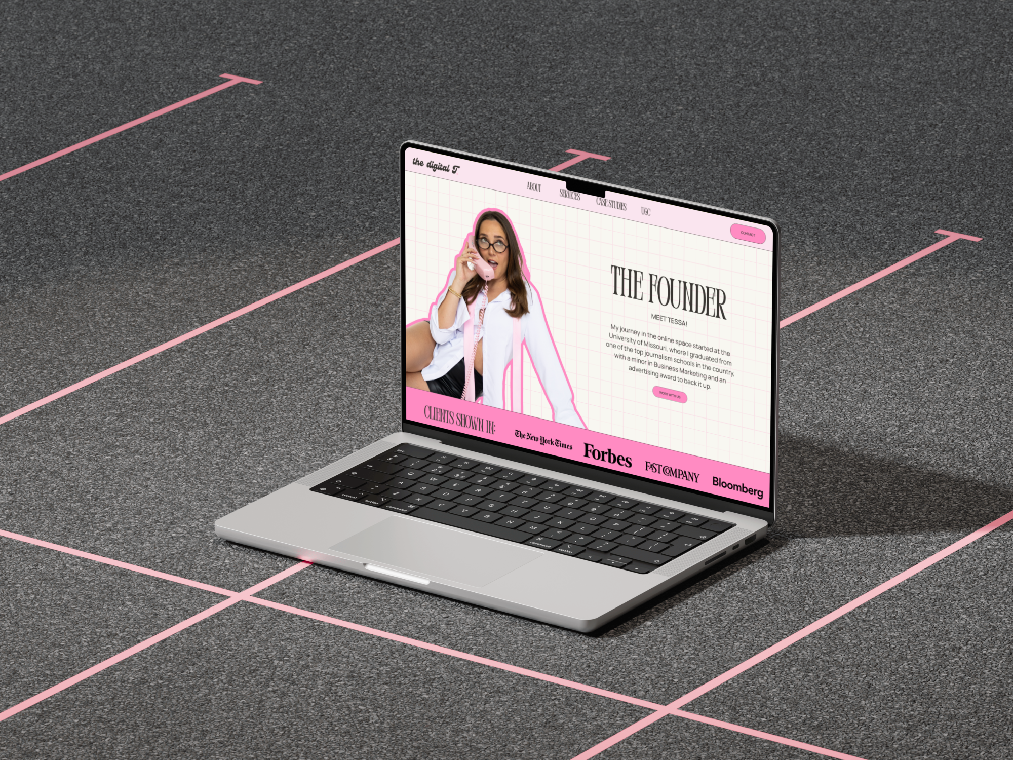 Custom Showit website design for a social media marketing agency