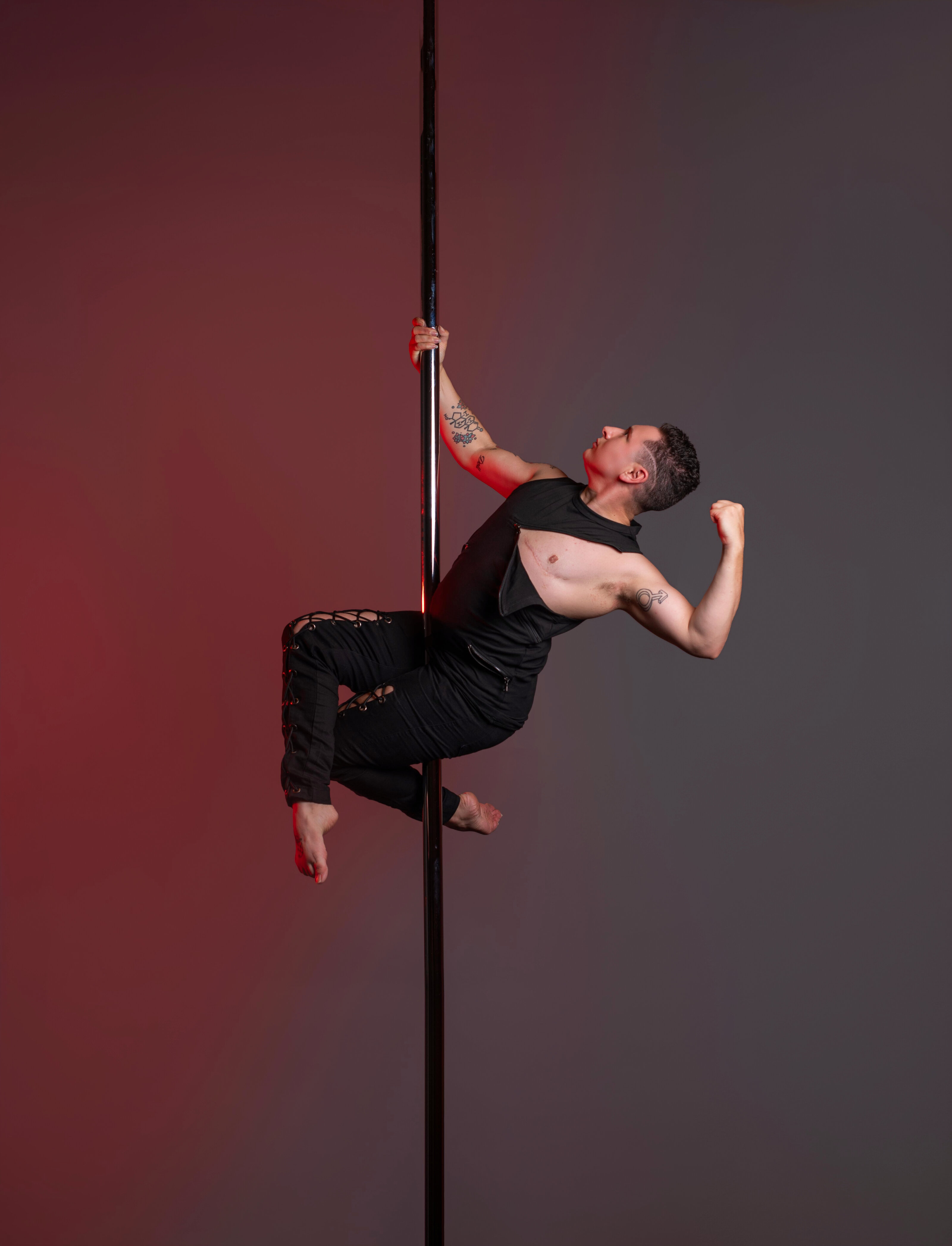 Pole dance photography