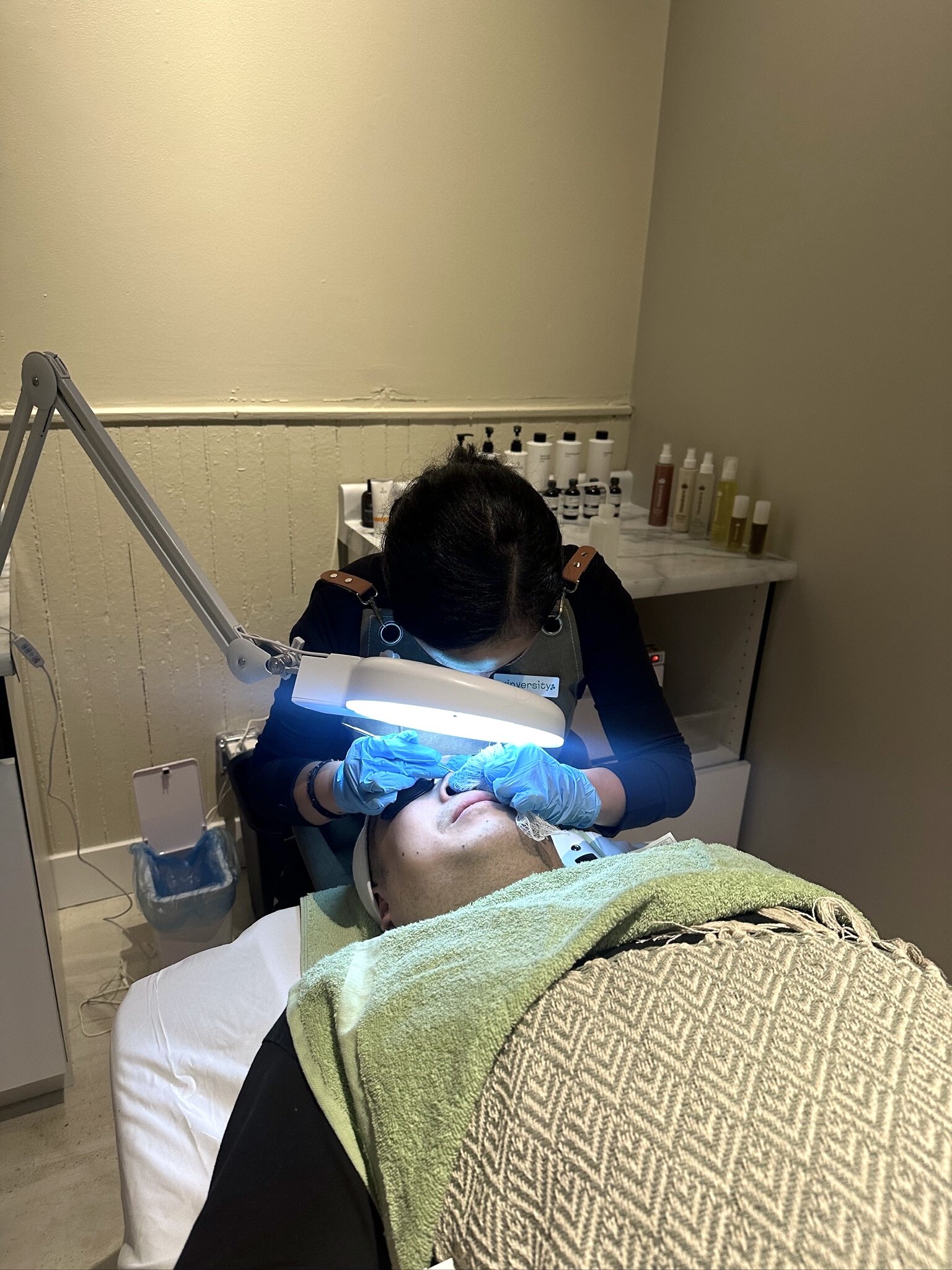 Detailed facial treatment at Skinversity