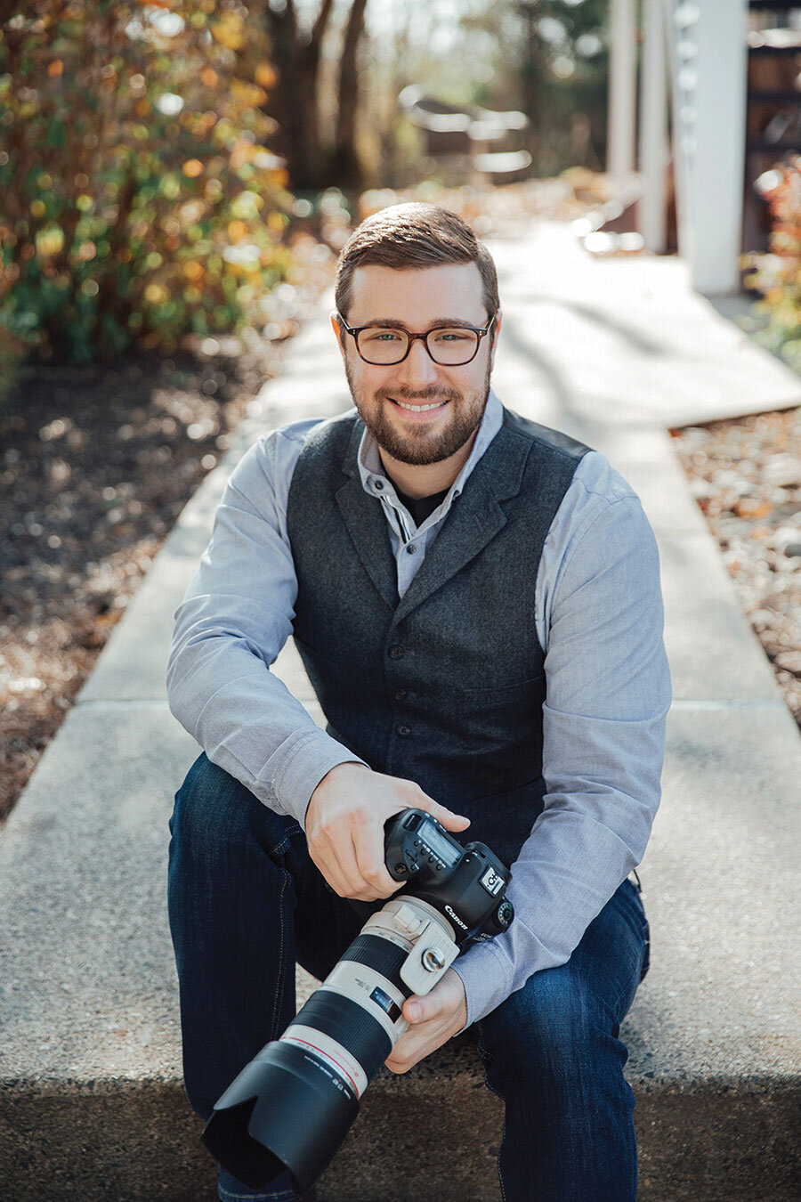 Ryan Sands, Hunterdon County New Jersey wedding photographer, with his camera