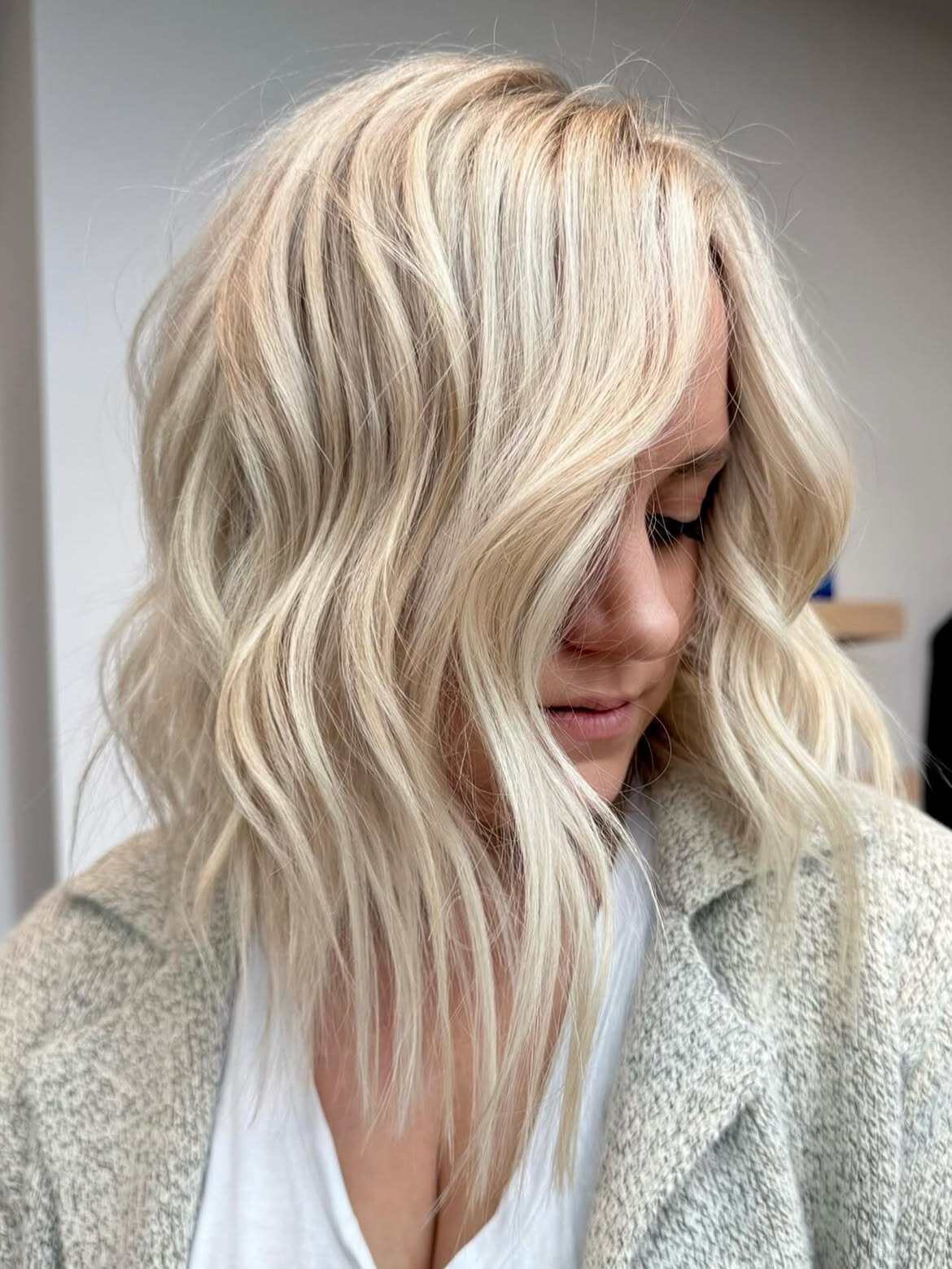 Blonde hair color, precision haircut and blowout by the team at Echelon Salon in Eagle, Idaho