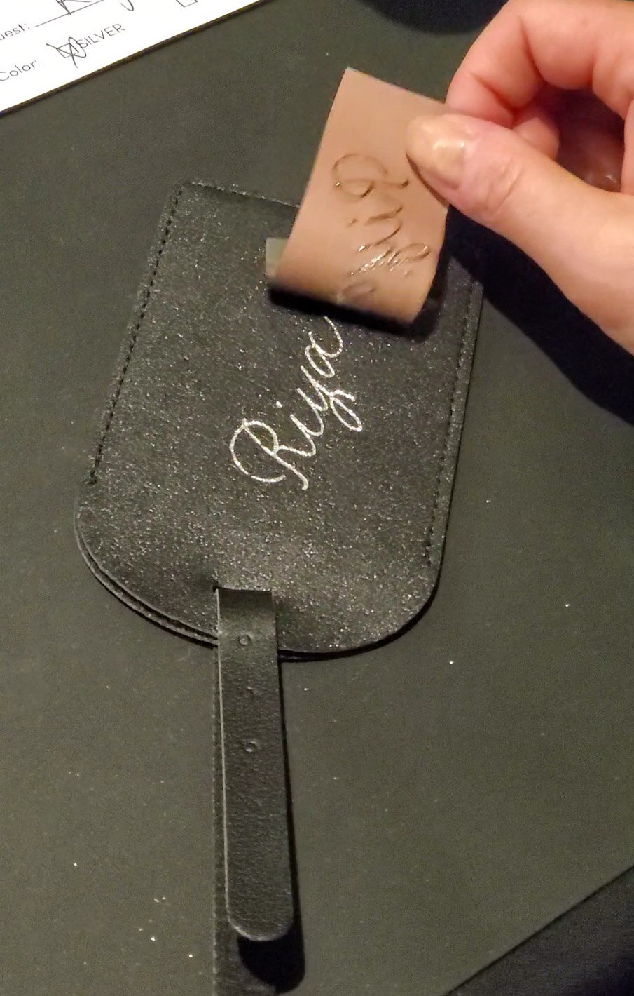 Luggage tag customization wedding favors