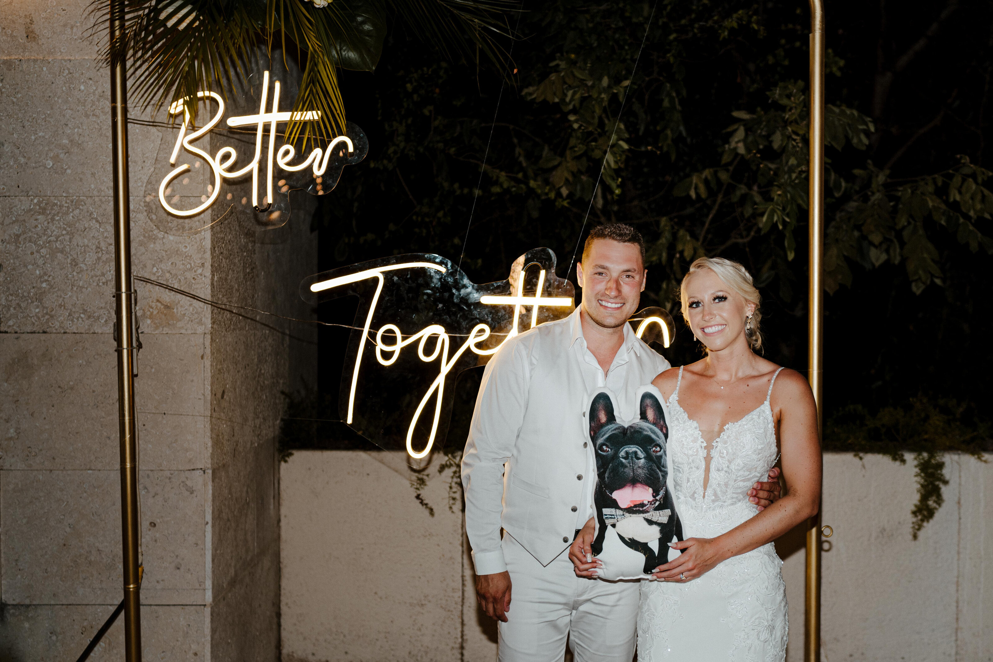Nicole and Danny destination wedding with their dog