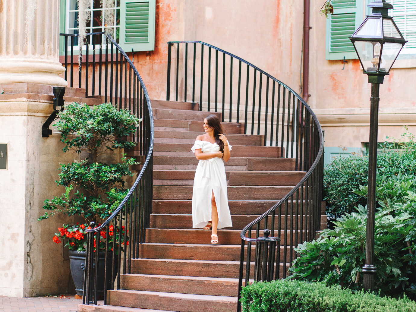 College of Charleston senior picture ideas
