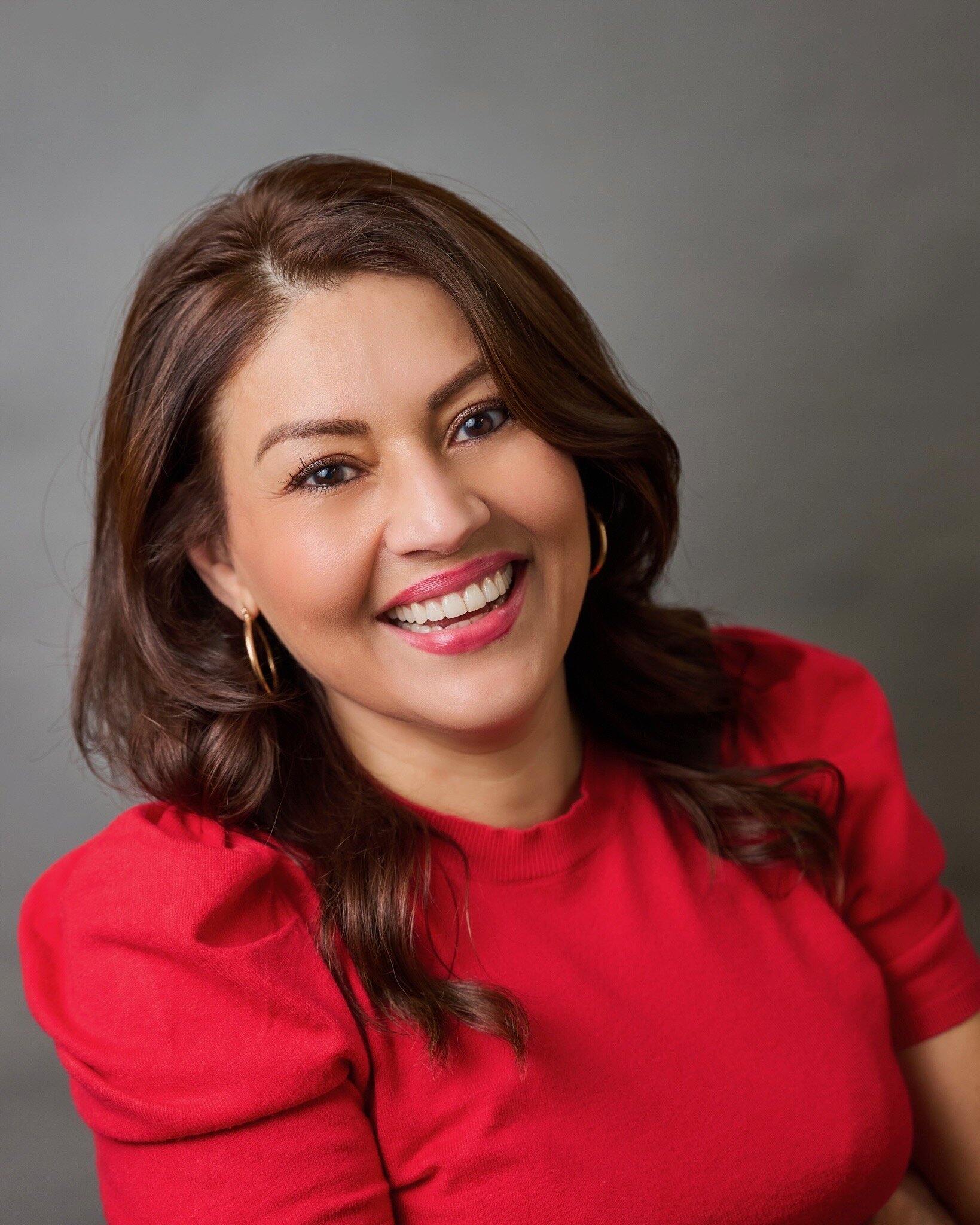 Rebecca Sanchez hair stylist at Echelon Salon Santa Clarita
