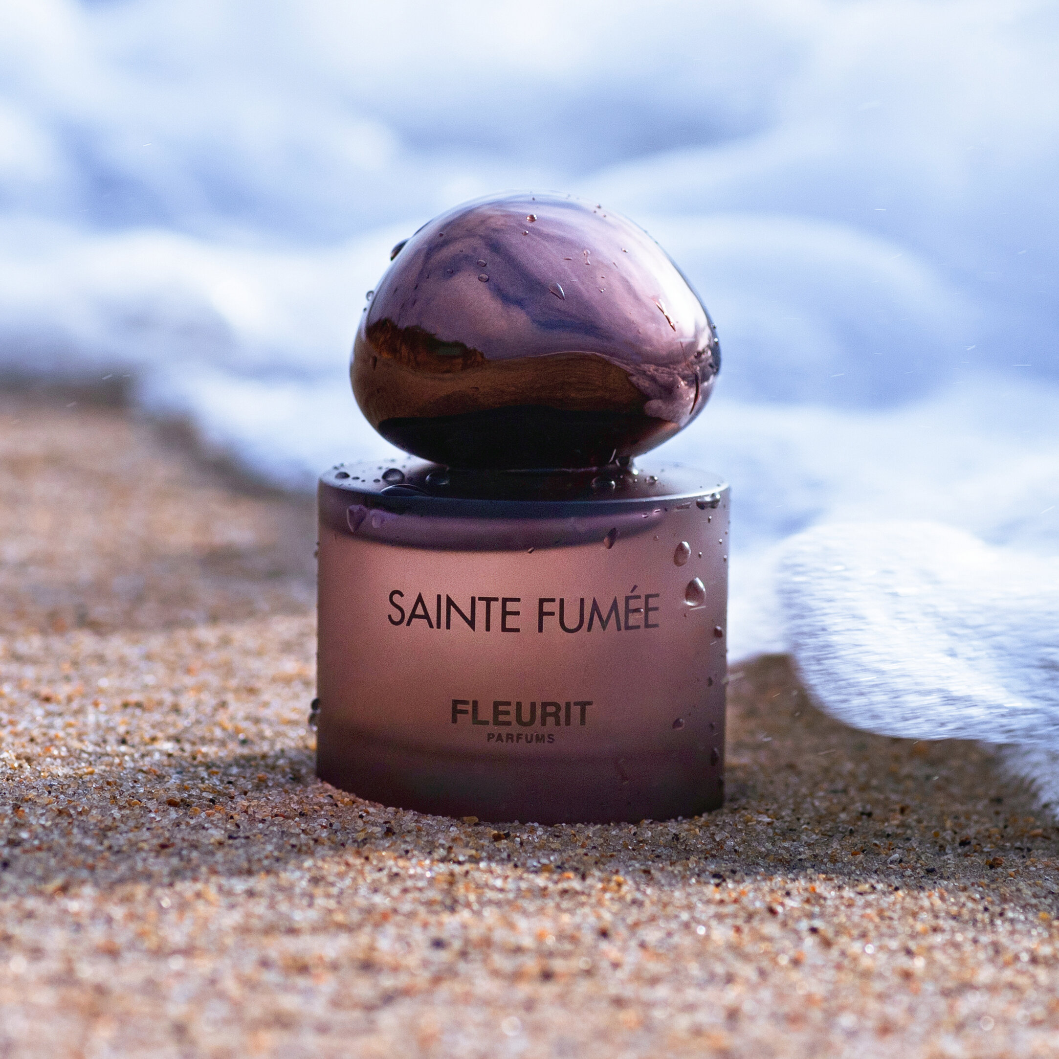 Sainte Fumée perfume lifestyle image