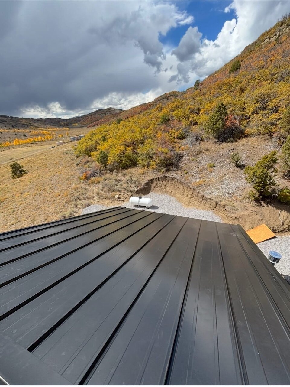 metal roof replacement in mona utah
