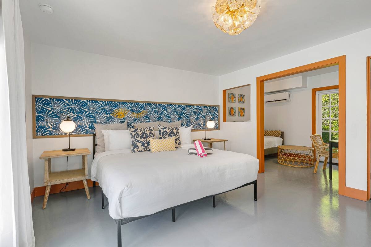Private king room with en-suite