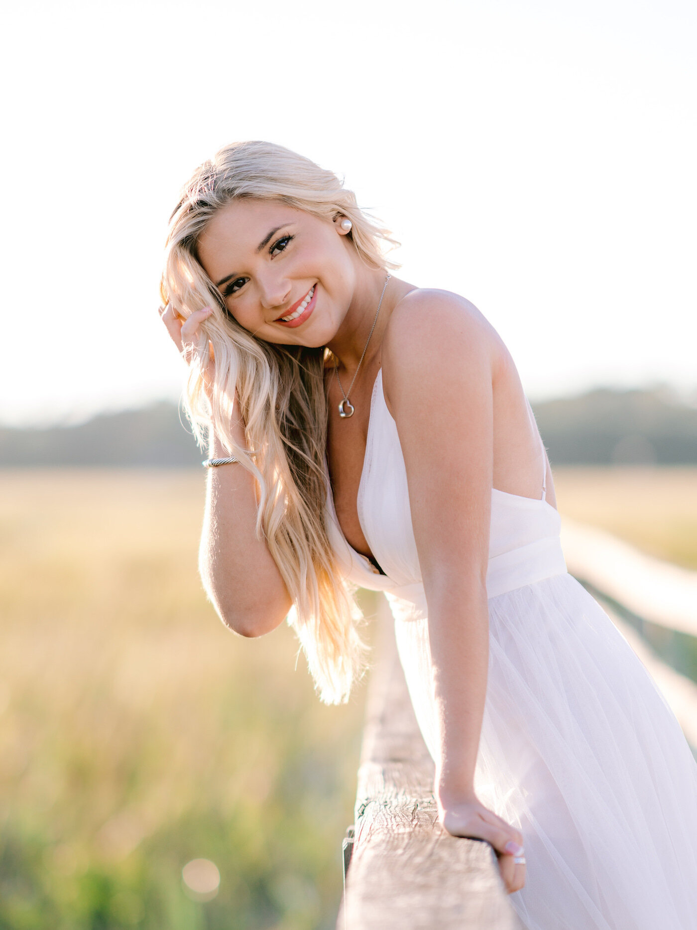 Senior picture ideas and ultimate guide by Pasha Belman Photography