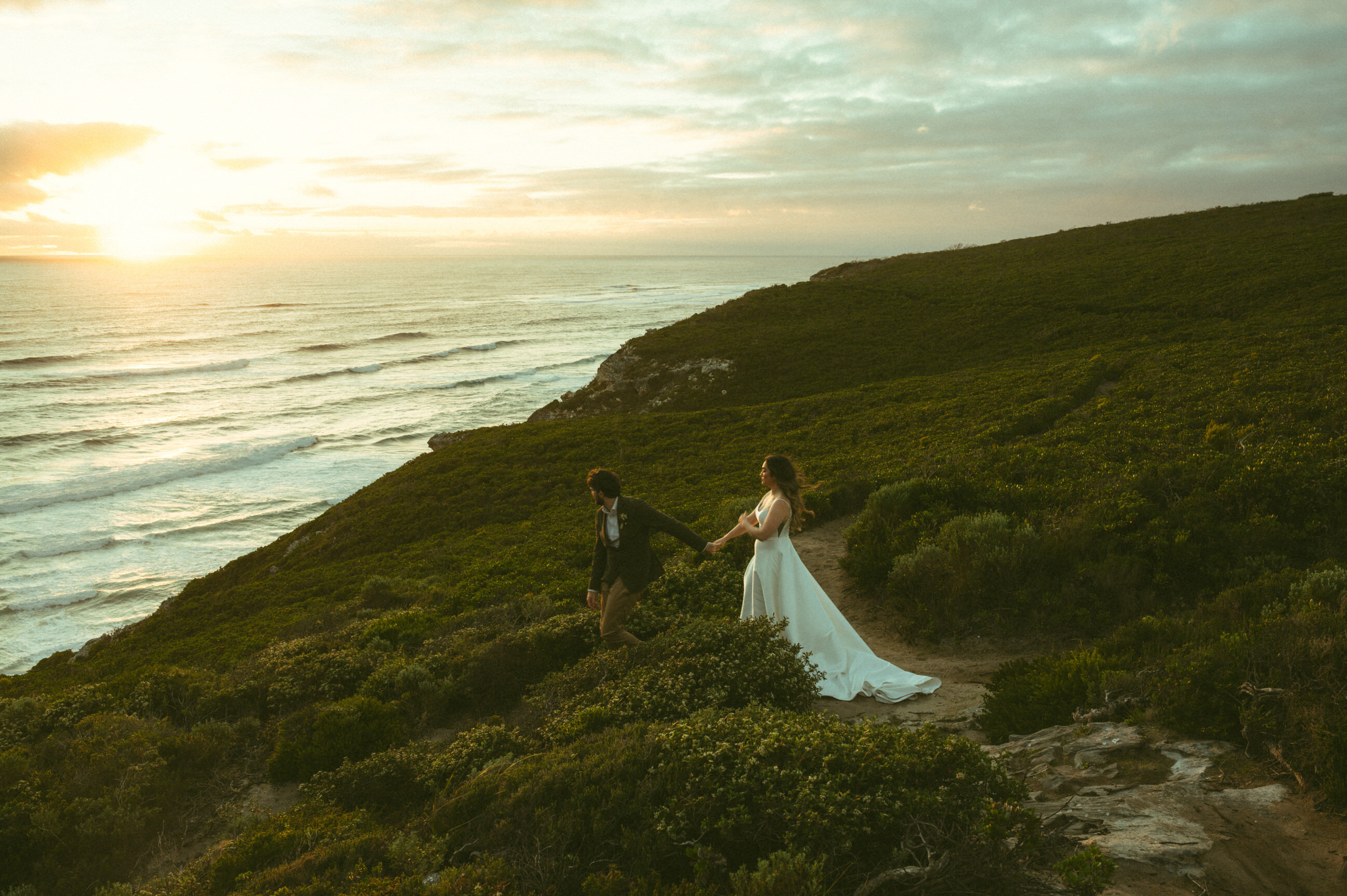 A couple overlooking the dramatic Margaret River coastline during their elopement