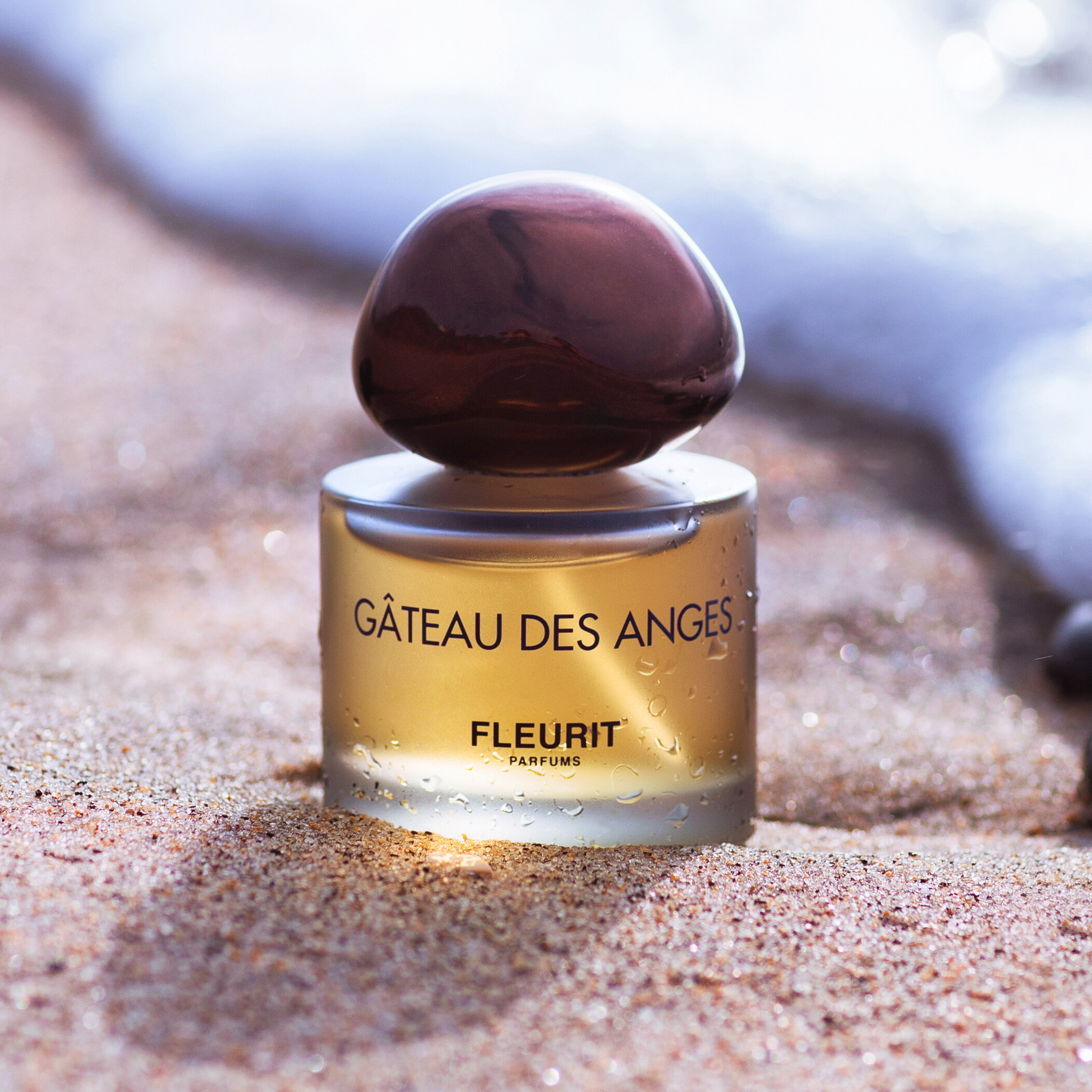 Gâteau des Anges perfume lifestyle image