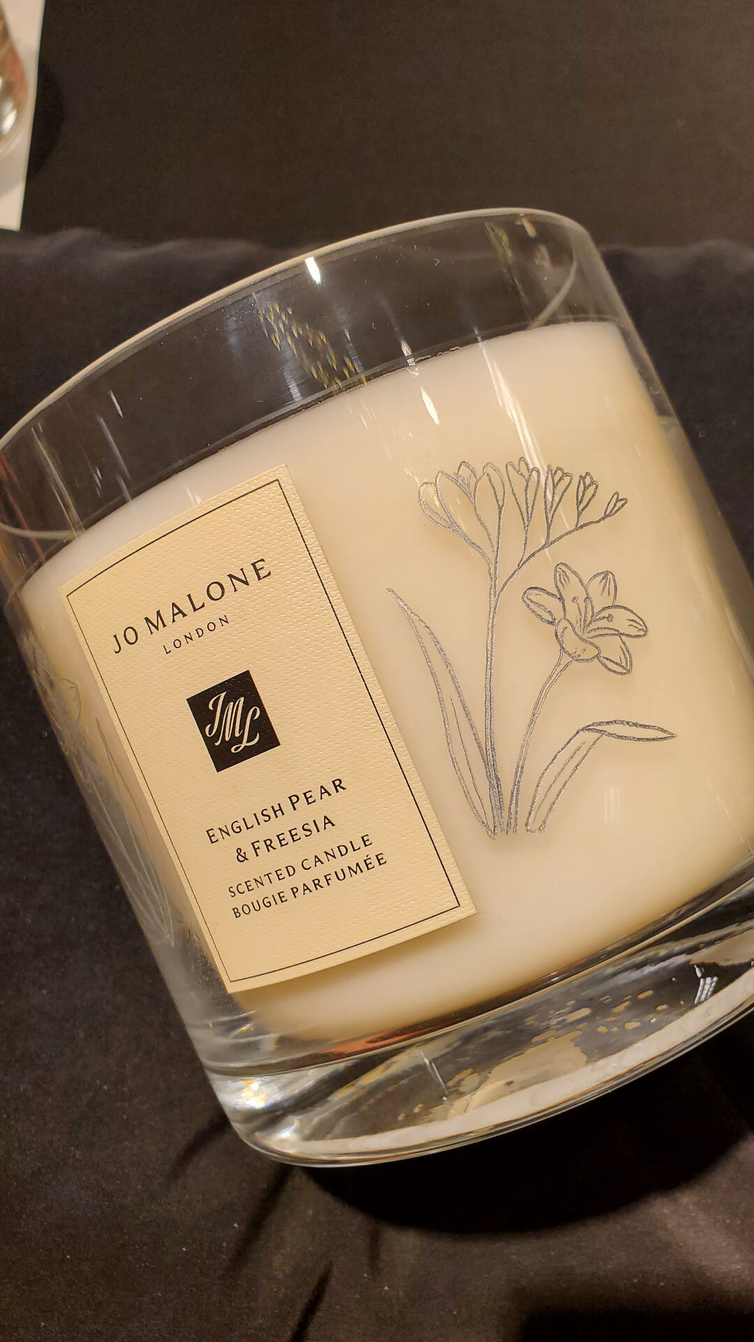Engraved jml candle floral illustration freesia