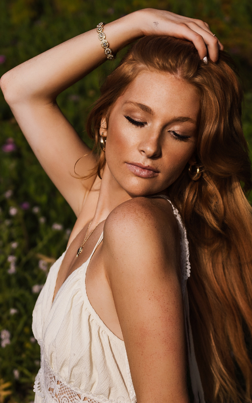 Senior portrait by Renee Bowen