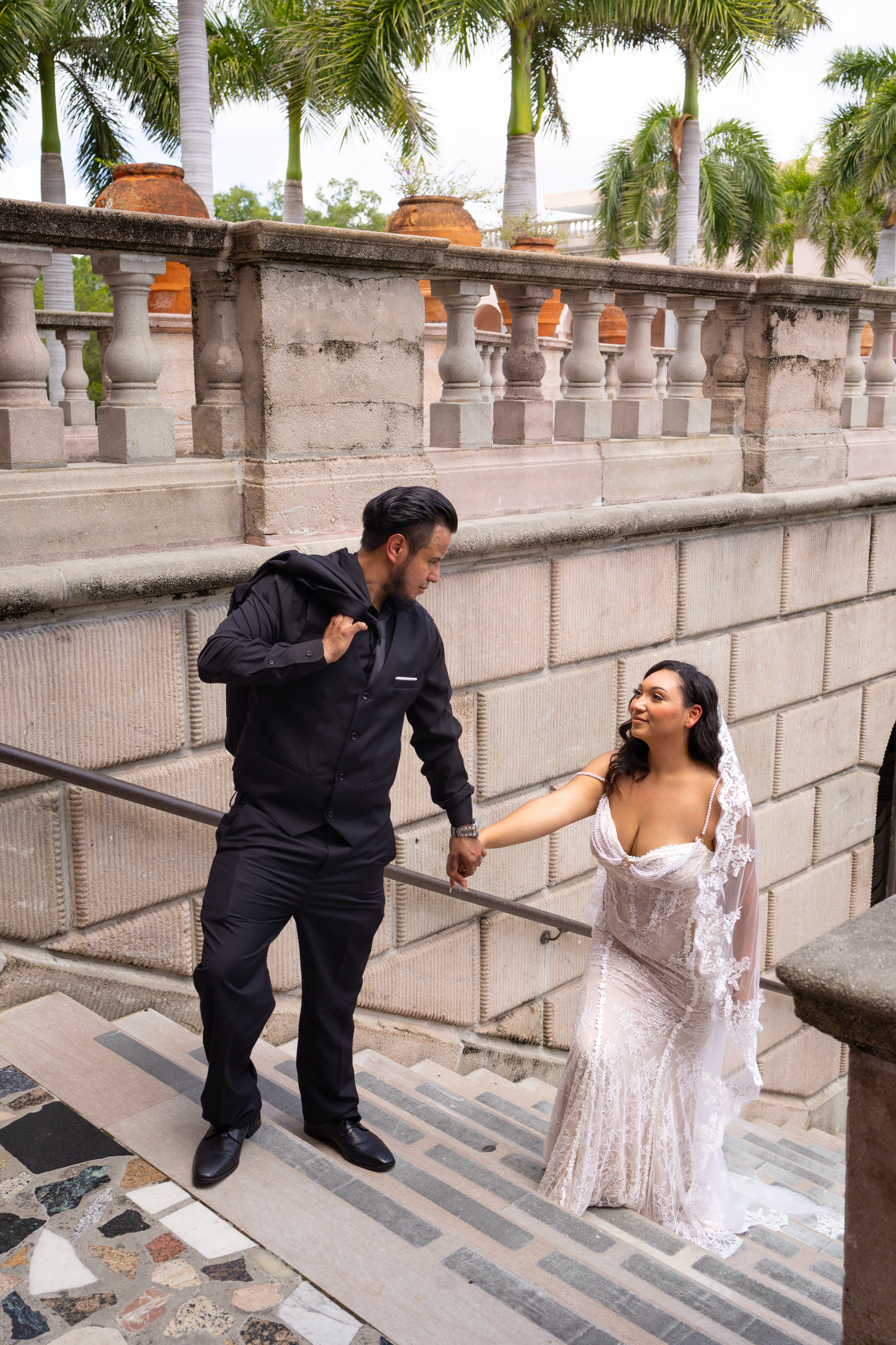 Couple eloping at a museum in Florida